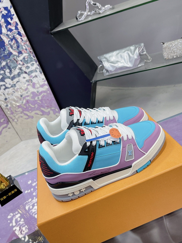 ルイヴィトン靴背面デザイン